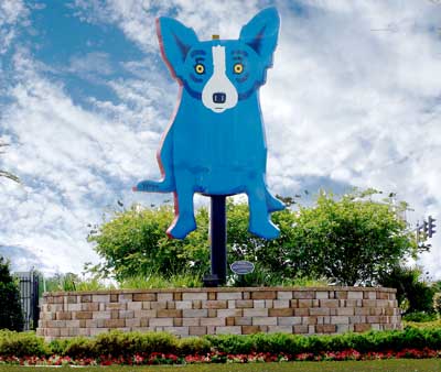 Metairie's Major Commercial Thoroughfare, Veterans Memorial Boulevard has Been Recently Landscaped with Spectacular Sculptuures. | Latter & Blum Inc./REALTORS